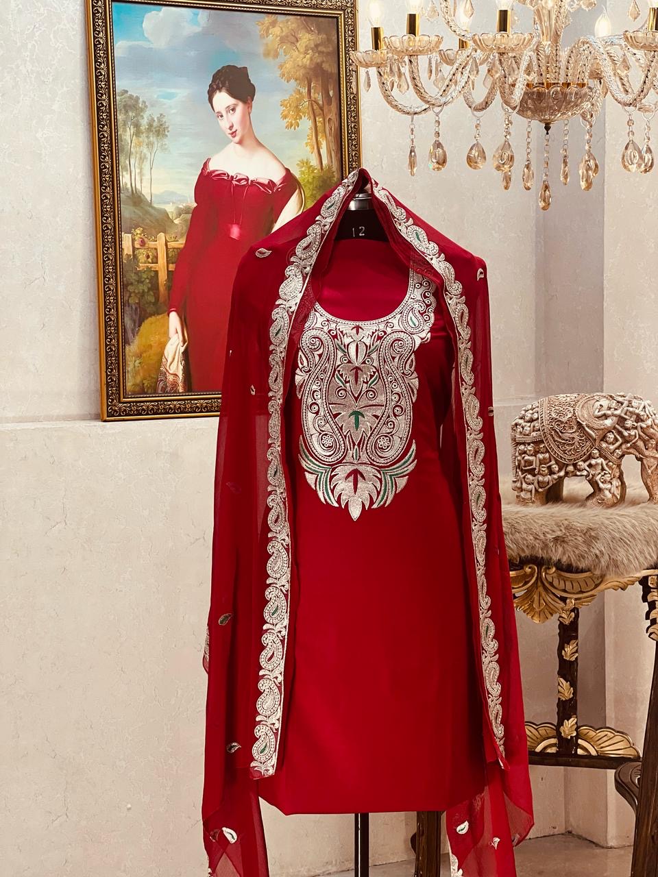 Elysia Suit Set - A Symphony of Elegance